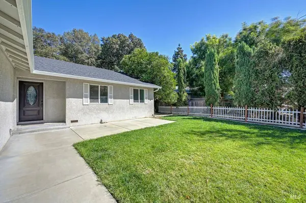 1151 Creekside DR, Vacaville, CA 95687