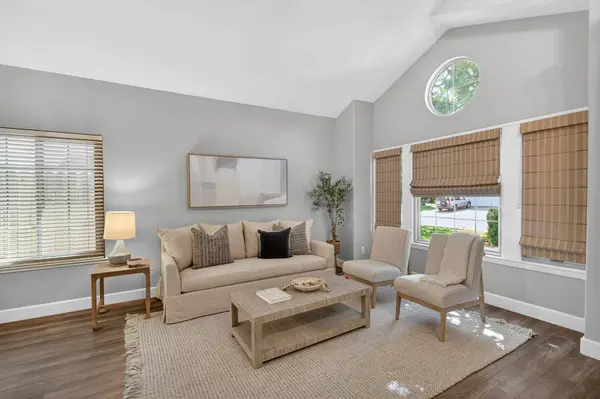 9370 Framington WAY, Elk Grove, CA 95758