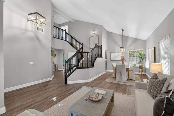 9370 Framington WAY, Elk Grove, CA 95758