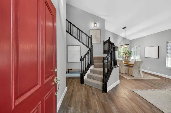 9370 Framington WAY, Elk Grove, CA 95758