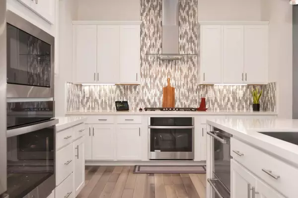 3049 Dusk LN, Roseville, CA 95747