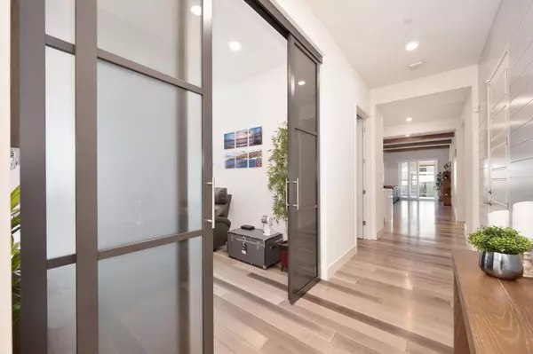 3049 Dusk LN, Roseville, CA 95747