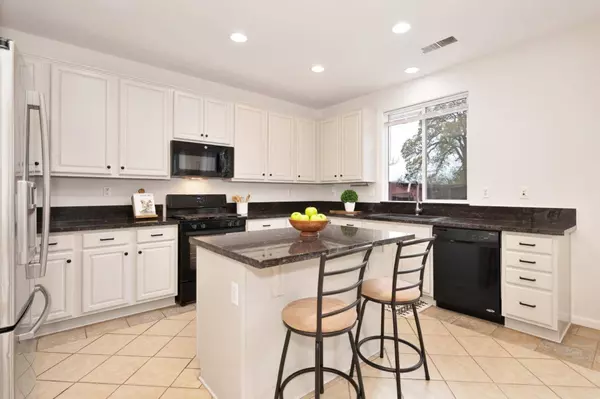 108 Danby CT, Lincoln, CA 95648