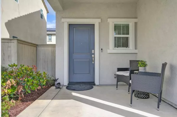 9193 Farmstead CIR, Roseville, CA 95747