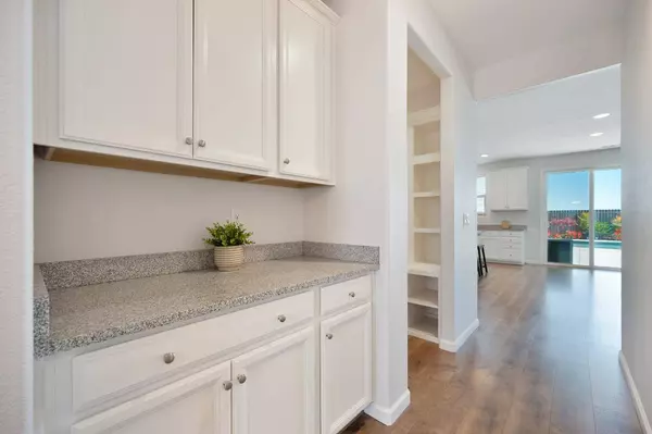 7916 Mount Evans CIR, Roseville, CA 95747