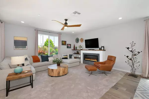 2292 Castle Pines WAY, Roseville, CA 95747