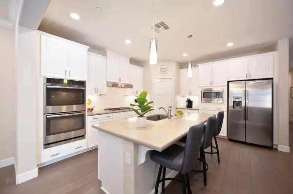 208 Valentino CT, Roseville, CA 95747