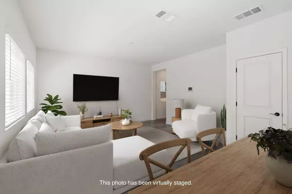 9224 Farmstead CIR, Roseville, CA 95747