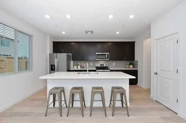 5304 Allentown WAY, Sacramento, CA 95835