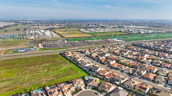 7860 Mount Evans CIR, Roseville, CA 95747