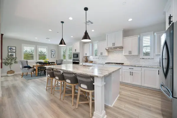 3275 Silky Oak CT, Roseville, CA 95747