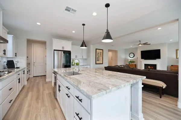 3275 Silky Oak CT, Roseville, CA 95747