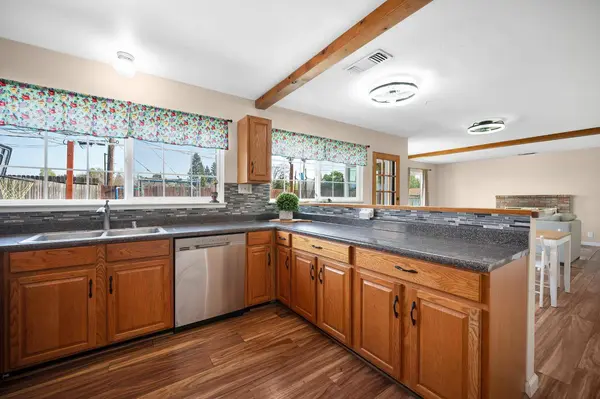 8300 Butternut DR, Citrus Heights, CA 95621