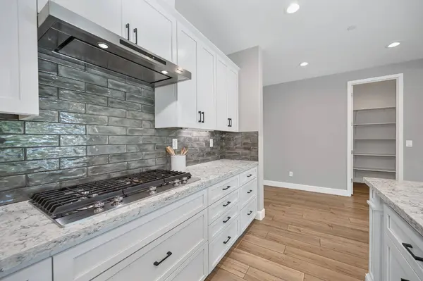 10115 Evening Star DR, Roseville, CA 95747