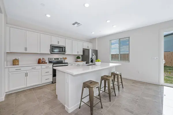 5332 Allentown WAY, Sacramento, CA 95835