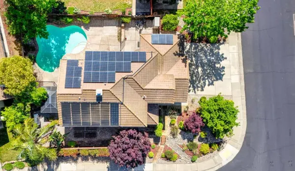 1731 Evergreen DR, Roseville, CA 95747