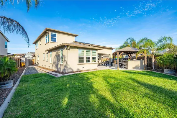 724 Salters CT, Roseville, CA 95747