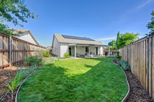 1633 Calabasa DR, Lincoln, CA 95648