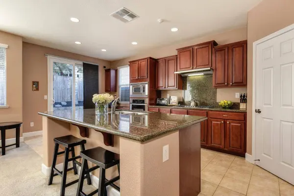 2167 Goodstone WAY, Roseville, CA 95747