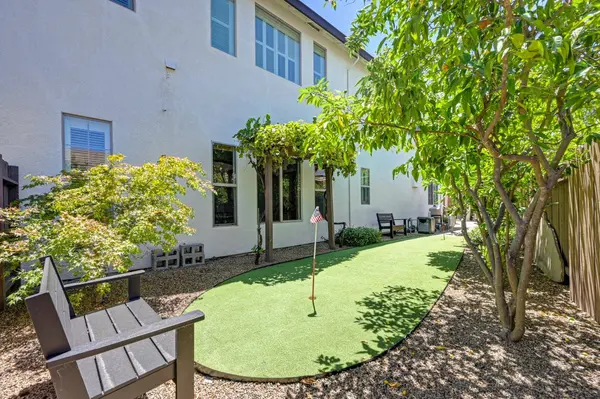 6600 Caprezzo WAY, Elk Grove, CA 95757