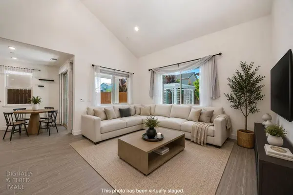 2389 Sierra Village DR, Roseville, CA 95747
