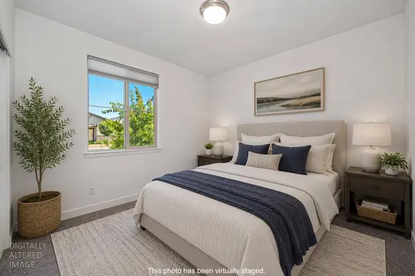 2389 Sierra Village DR, Roseville, CA 95747