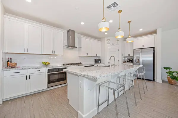 4121 Trinity Alps WAY, Roseville, CA 95747