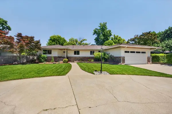 812 Columbia DR, Sacramento, CA 95864
