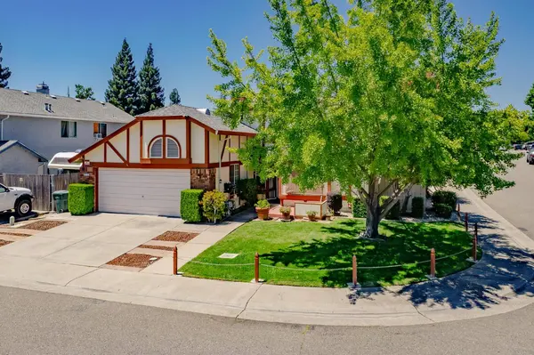 8113 Bellsbrae DR, Antelope, CA 95843