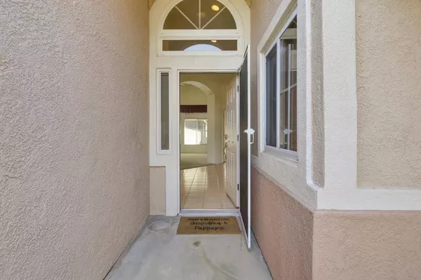 7217 School House LN, Roseville, CA 95747