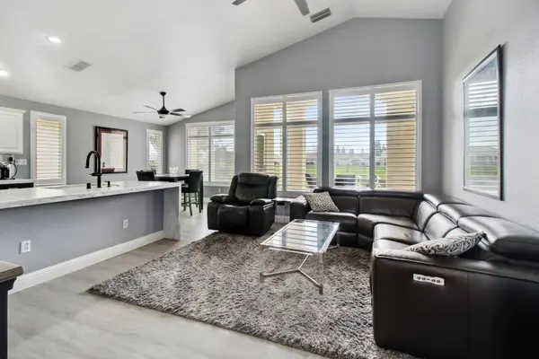 7448 School House LN, Roseville, CA 95747