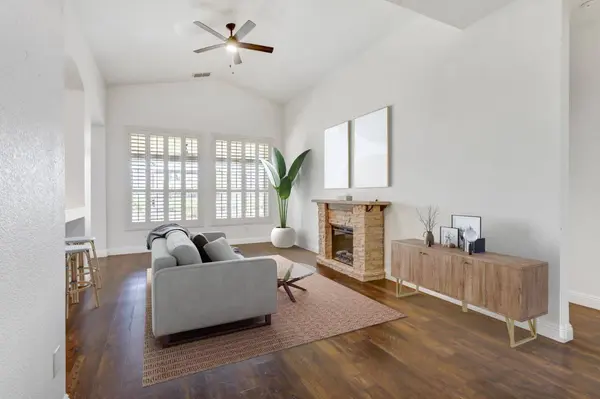 7472 School House LN, Roseville, CA 95747