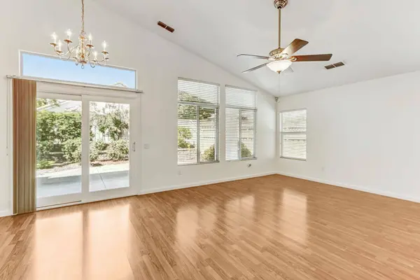 5424 Campcreek LOOP, Roseville, CA 95747