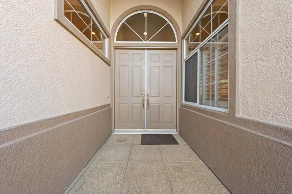 5208 Campcreek LOOP, Roseville, CA 95747
