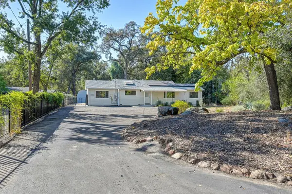 6336 Horseshoe Bar