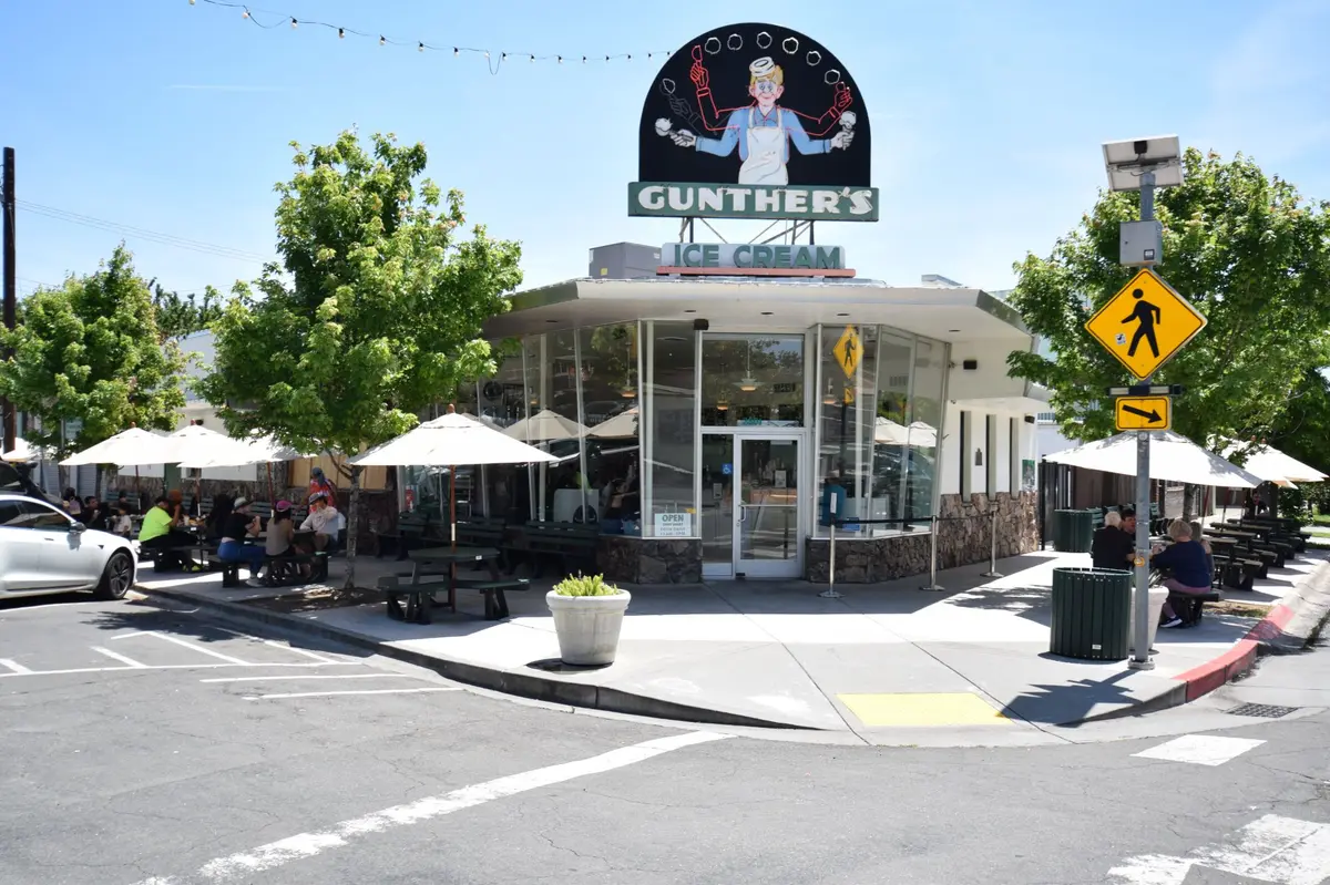 Gunther's ice cream curtis park