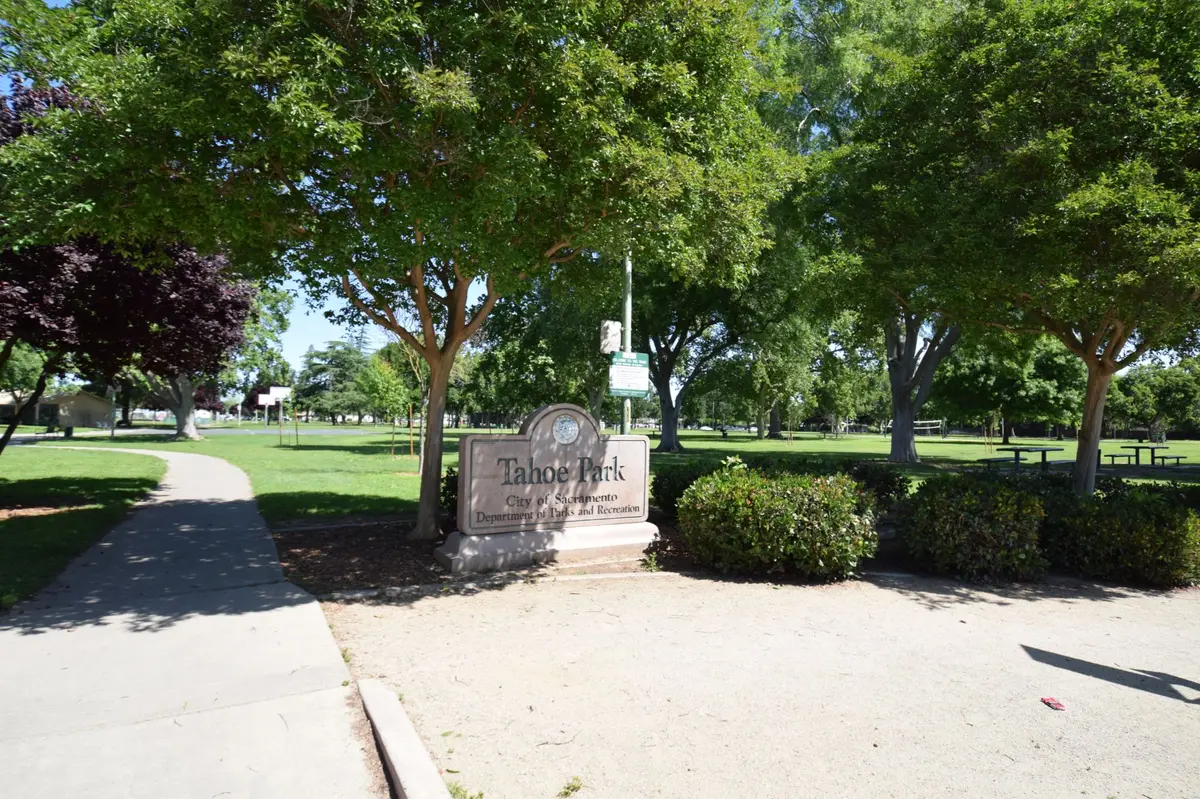 Tahoe Park Sacramento 