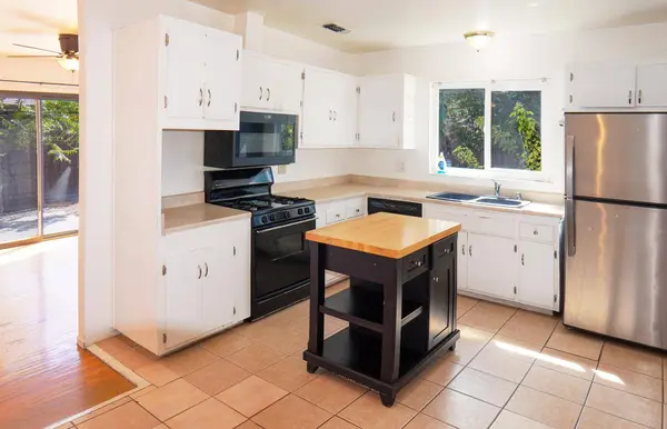 3220 Portsmouth DR, Rancho Cordova, CA 95670