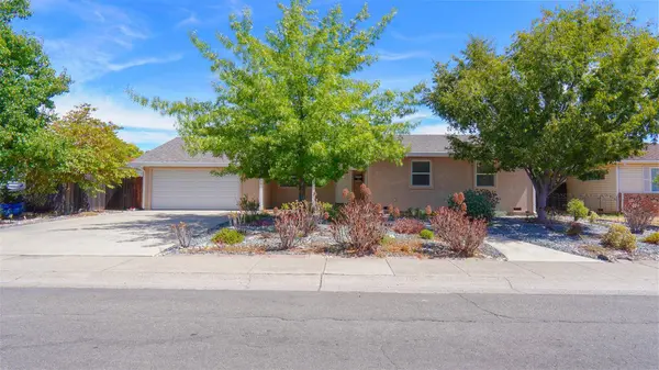 5016 J Pkwy, Sacramento, CA 95823