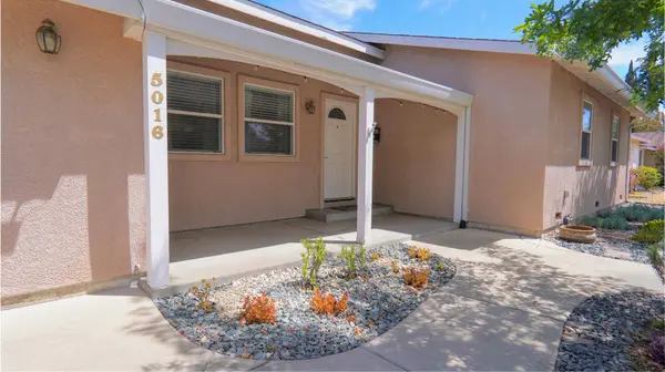 5016 J Pkwy, Sacramento, CA 95823