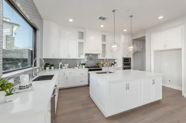 1139 Lantern View Dr, Auburn, CA 95603-5832