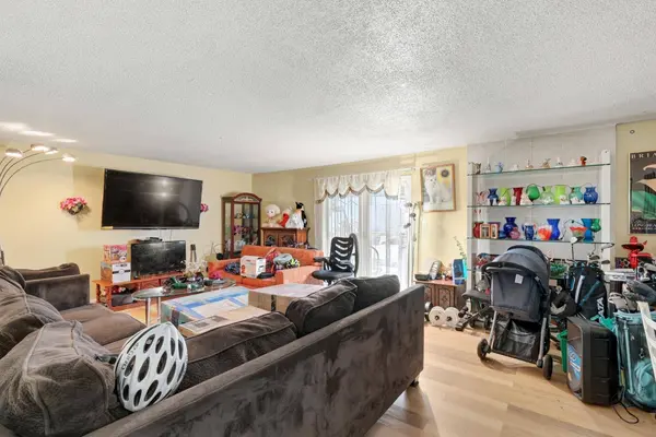 1984 Niantic WAY, Sacramento, CA 95822