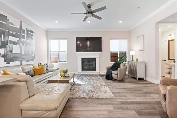 1569 Wadsworth CIR, Roseville, CA 95747