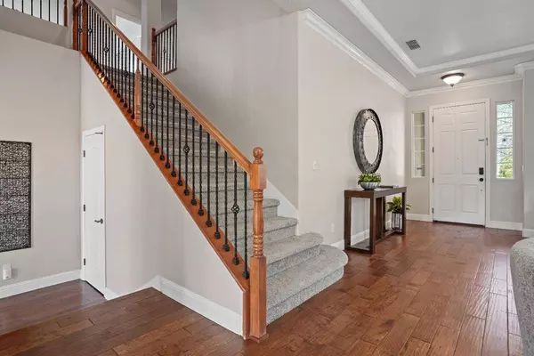 980 Hildebrand CIR, Folsom, CA 95630