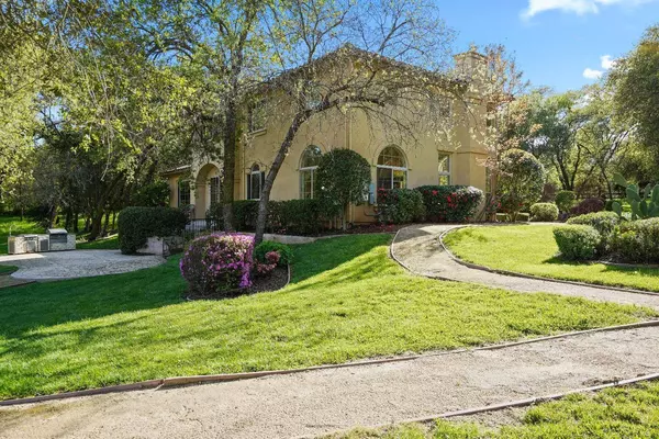 9274 King RD, Loomis, CA 95650