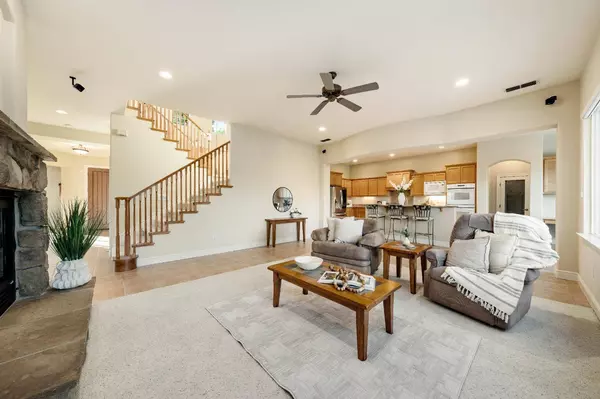 1672 Stone Canyon DR, Roseville, CA 95661