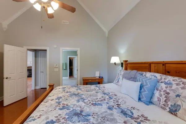 3024 Brookside Path, Murfreesboro, TN 37128