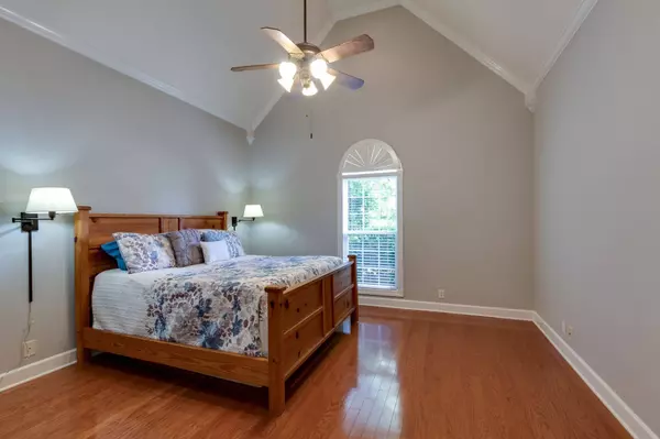 3024 Brookside Path, Murfreesboro, TN 37128