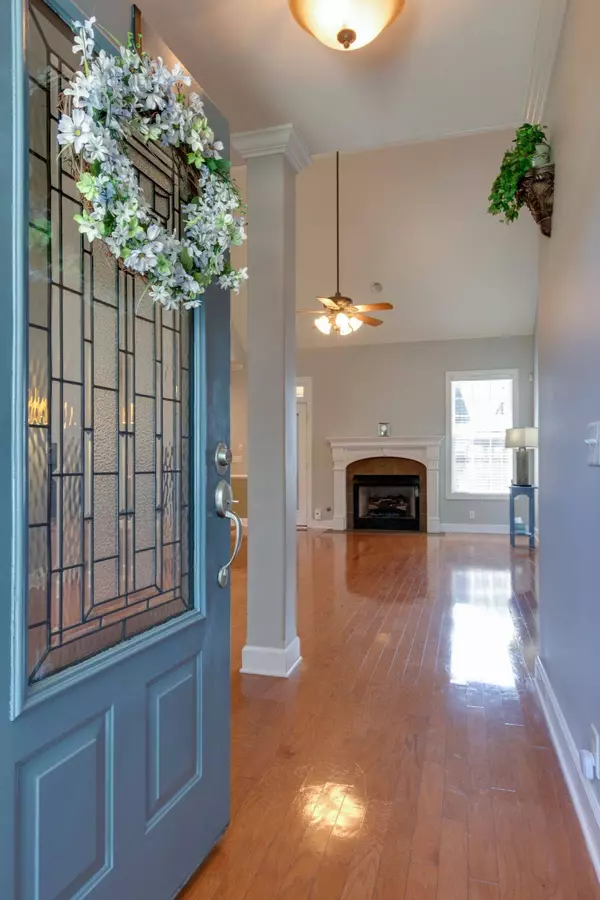 3024 Brookside Path, Murfreesboro, TN 37128