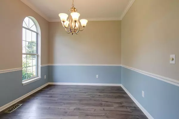 237 Dandridge Dr, Franklin, TN 37067